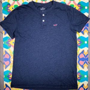 🍋 Hollister Must-Have Henley T-Shirt, small.